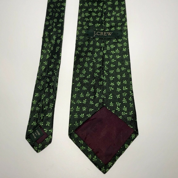 J. Crew Dark Light Green Leaf Design 100% Silk Tie - Picture 3 of 5